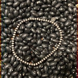 Native American sterling silver 3mm Navajo pearl stretch bracelet